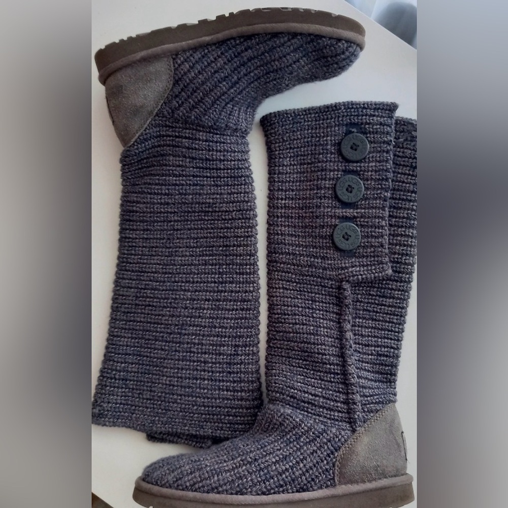 UGG classic Cardy Gray Knit Winter Boots
